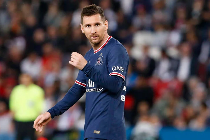 Вероятность возвращения Месси в «Барселону» крайне мала. ПСЖ готовит новый контракт Вероятность возвращения Месси в «Барселону» крайне мала. ПСЖ готовит новый контракт