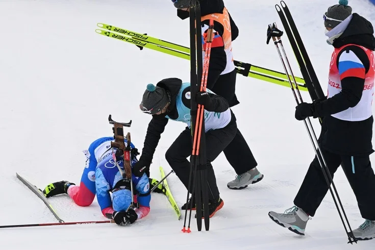 «Прошу прощения, что так получилось»: Латыпов - о последней стрельбе в эстафете «Прошу прощения, что так получилось»: Латыпов - о последней стрельбе в эстафете