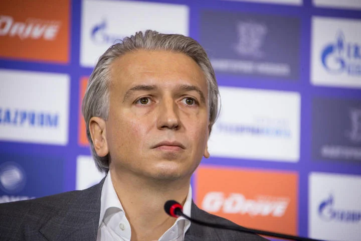 Президент РФС: «Получили письма от большинства клубов. Довод, который есть у всех, – нельзя менять правила игры после завершения чемпионата» Президент РФС: «Получили письма от большинства клубов. Довод, который есть у всех, – нельзя менять правила игры после завершения чемпионата»