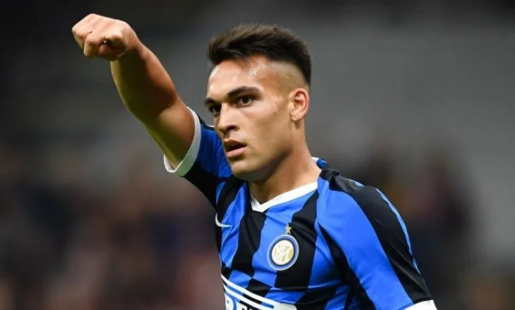 «Интер» открыл счет в игре с «Ливерпулем», но через минуту остался играть вдесятером «Интер» открыл счет в игре с «Ливерпулем», но через минуту остался играть вдесятером