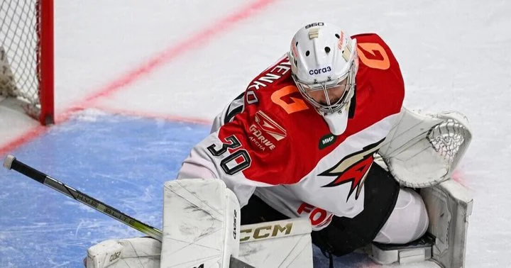 «Авангард» заменил вратаря спустя первые две минуты матча с «Металлургом» «Авангард» заменил вратаря спустя первые две минуты матча с «Металлургом»