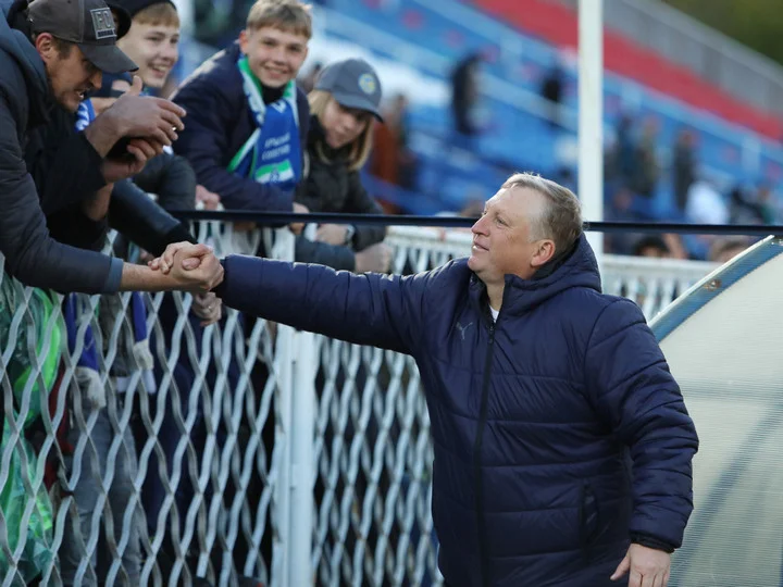 Губернатор Самарской области Вячеслав Федорищев: «У Осинькина пятый сезон в «Крыльях», надо, чтобы он стал самым успешным» Губернатор Самарской области Вячеслав Федорищев: «У Осинькина пятый сезон в «Крыльях», надо, чтобы он стал самым успешным»