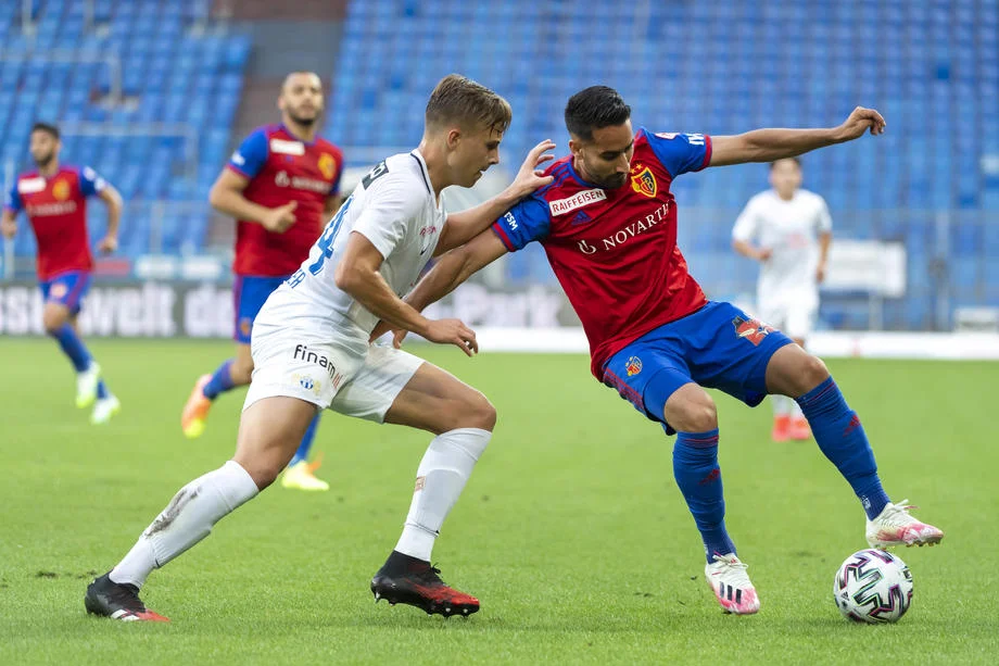 «Базель» проиграл лидеру чемпионата Швейцарии «Цюриху», Чалов отыграл 20 минут