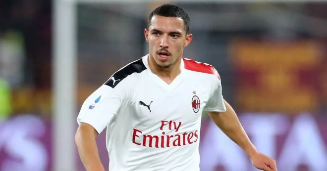 Беннасер открыл счет в игре «Кальяри» - «Милан» Беннасер открыл счет в игре «Кальяри» - «Милан»