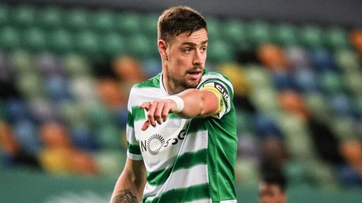 В первом тайме игры «Манчестер Сити» - «Спортинг» соперники не открыли счет В первом тайме игры «Манчестер Сити» - «Спортинг» соперники не открыли счет