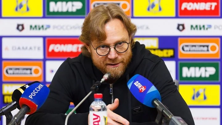 Валерий Карпин после 2:1 с «Оренбургом»: «Какой‑то сюрреализм был. У «Ростова» было все: и игра, и моменты, но счет на табло этого не отображал» Валерий Карпин после 2:1 с «Оренбургом»: «Какой‑то сюрреализм был. У «Ростова» было все: и игра, и моменты, но счет на табло этого не отображал»