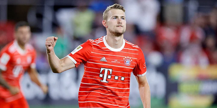 Маттейс де Лигт согласился перейти в «Манчестер Юнайтед»