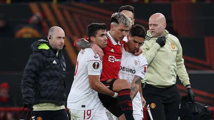 Лисандро Мартинес выбыл до конца сезона из-за травмы стопы Лисандро Мартинес выбыл до конца сезона из-за травмы стопы