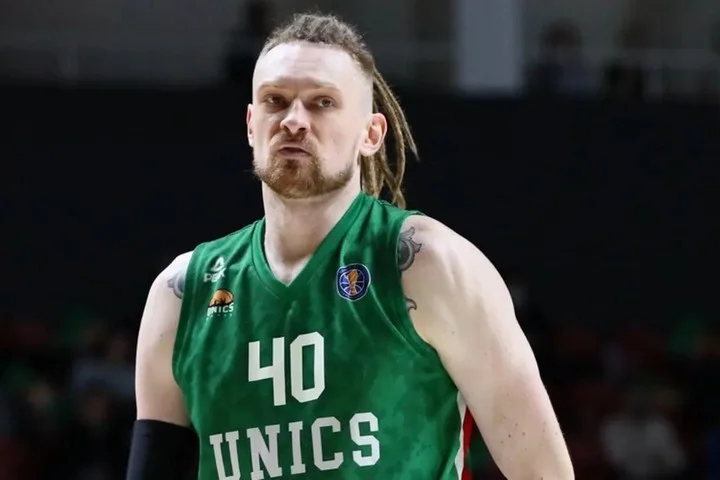 Центровой УНИКСа Иван Лазарев: «Это только вторая игра финальной серии с «Локо». Но, по ощущениям, будто последняя» Центровой УНИКСа Иван Лазарев: «Это только вторая игра финальной серии с «Локо». Но, по ощущениям, будто последняя»