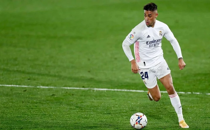 Мариано не собирается уходить из «Реала» Мариано не собирается уходить из «Реала»