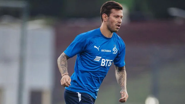 Смолов об игре за сборную: «Я с этой идеей простился» Смолов об игре за сборную: «Я с этой идеей простился»