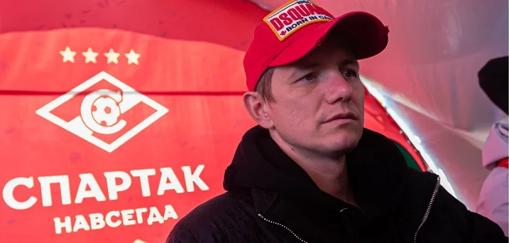 Павлюченко сравнил «Зенит» с «Манчестер Сити»: «Сейчас есть они и все остальные» Павлюченко сравнил «Зенит» с «Манчестер Сити»: «Сейчас есть они и все остальные»