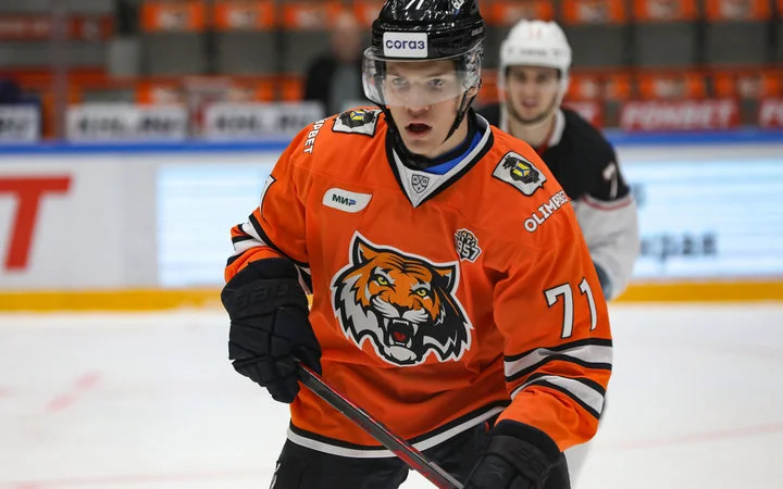 Никита Гребенкин: «ЦСКА – крутой клуб, действующий обладатель Кубка Гагарина. СКА – это не такие опытные ребята» Никита Гребенкин: «ЦСКА – крутой клуб, действующий обладатель Кубка Гагарина. СКА – это не такие опытные ребята»