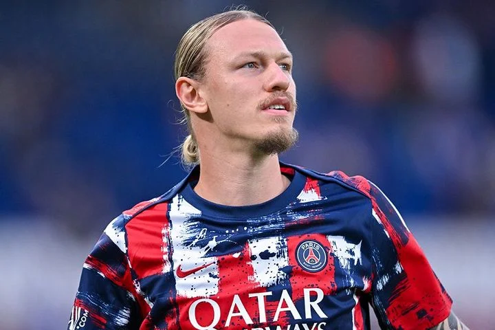 Матвей Сафонов дебютирует за ПСЖ в матче Лиги чемпионов с «Жироной» Матвей Сафонов дебютирует за ПСЖ в матче Лиги чемпионов с «Жироной»