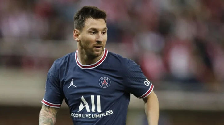 Goal.com: Месси упал на 20-ю строчку в рейтинге претендентов на получение «Золотого мяча». Лидирует Левандовски Goal.com: Месси упал на 20-ю строчку в рейтинге претендентов на получение «Золотого мяча». Лидирует Левандовски