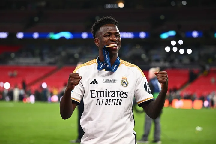 Габриэл Мартинелли: «Винисиус должен выиграть «Золотой мяч» Габриэл Мартинелли: «Винисиус должен выиграть «Золотой мяч»