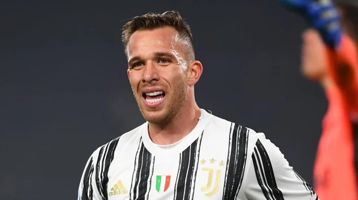 Лондонский «Арсенал» хочет подписать Артура Мело из «Ювентуса»