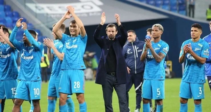 «Зенит» потратил 14.4 млрд рублей за год, а «Локомотив» должен 9.2 миллиарда. В РФС назвали впечатляющие расходы клубов «Зенит» потратил 14.4 млрд рублей за год, а «Локомотив» должен 9.2 миллиарда. В РФС назвали впечатляющие расходы клубов