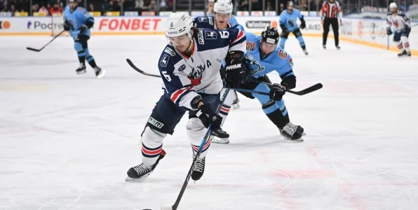 Конюшков: в раздевалке «Торпедо» было неспокойно, людям в городе не мог ничего объяснить Конюшков: в раздевалке «Торпедо» было неспокойно, людям в городе не мог ничего объяснить