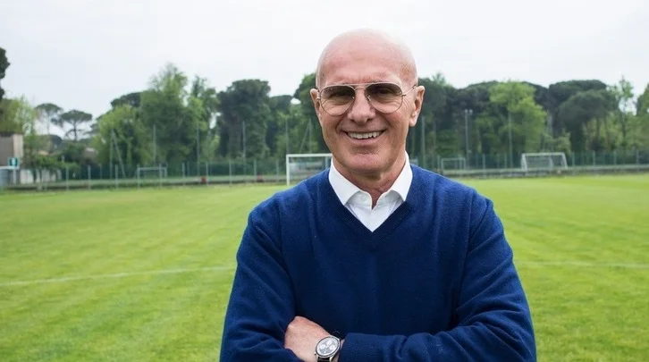 Арриго Сакки: «Итальянский футбол отстает на 60 лет, у нас нет новых идей» Арриго Сакки: «Итальянский футбол отстает на 60 лет, у нас нет новых идей»