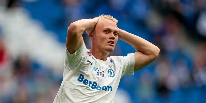 Константин Тюкавин о 0:3 со «Спартаком»: «На сегодняшний день они оказались сильнее» Константин Тюкавин о 0:3 со «Спартаком»: «На сегодняшний день они оказались сильнее»