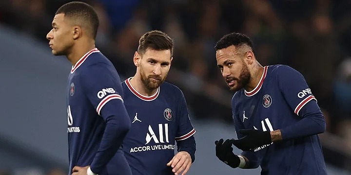 ПСЖ досрочно выиграл Лигу 1 ПСЖ досрочно выиграл Лигу 1