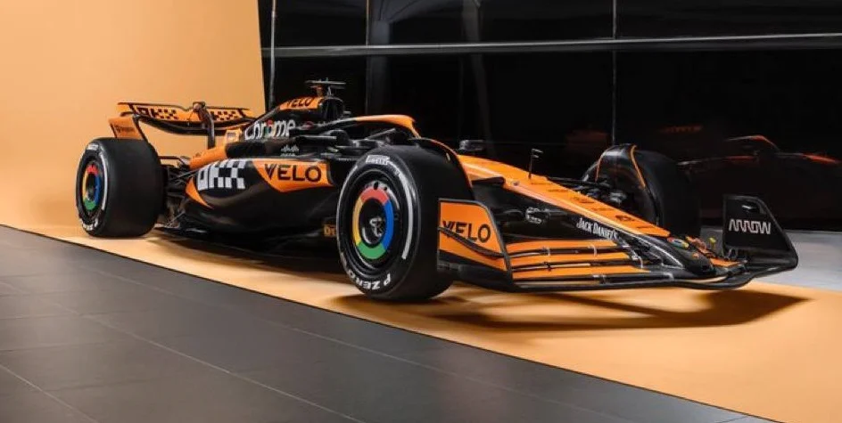 «Макларен» представил болид на новый сезон «Макларен» представил болид на новый сезон