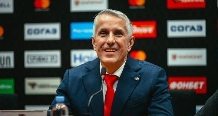 Хартли после 0:4 с «Металлургом»: «Не уверен, что мы смогли бы забить хоть один гол» Хартли после 0:4 с «Металлургом»: «Не уверен, что мы смогли бы забить хоть один гол»