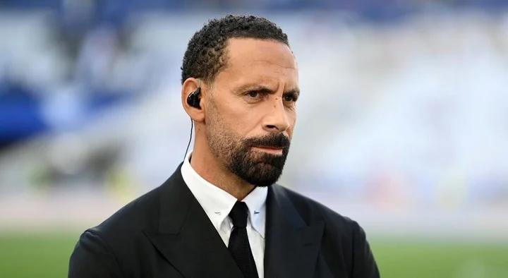 Рио Фердинанд: «Я ещё не видел, чтобы Антони освистывали на «Олд Траффорд». Райана Гиггза освистывали неделю за неделей. И эти люди говорят о давлении» Рио Фердинанд: «Я ещё не видел, чтобы Антони освистывали на «Олд Траффорд». Райана Гиггза освистывали неделю за неделей. И эти люди говорят о давлении»