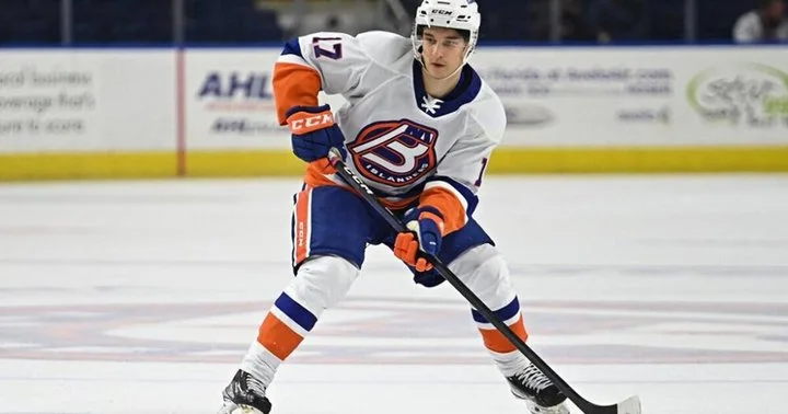 Руслан Исхаков подписал двухлетний контракт с ЦСКА Руслан Исхаков подписал двухлетний контракт с ЦСКА