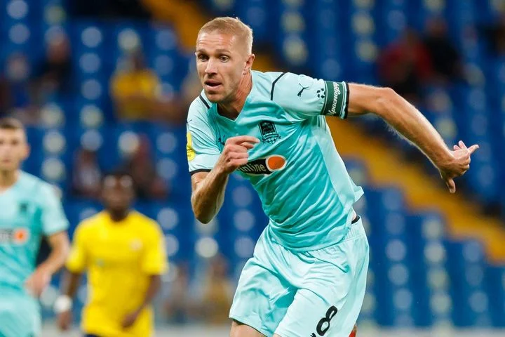 Александр Сторожук: «Газинский – очень большая фигура для «Краснодара». Он классно выглядит в «Урале», мы очень за него рады» Александр Сторожук: «Газинский – очень большая фигура для «Краснодара». Он классно выглядит в «Урале», мы очень за него рады»