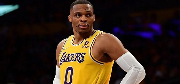 Уэстбрук лайкнул пост о своем уходе из «Лейкерс» Уэстбрук лайкнул пост о своем уходе из «Лейкерс»