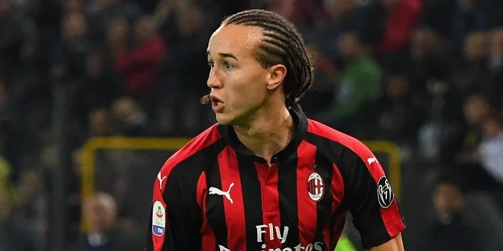 Итальянский журналист Де Феличе: Проблемой Лаксальта в «Локо» может стать незнание английского Итальянский журналист Де Феличе: Проблемой Лаксальта в «Локо» может стать незнание английского