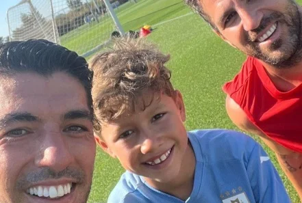 Суаресу нужно заплатить «Гремио» отступные, чтобы расторгнуть контракт и перейти в «Интер Майами» Суаресу нужно заплатить «Гремио» отступные, чтобы расторгнуть контракт и перейти в «Интер Майами»