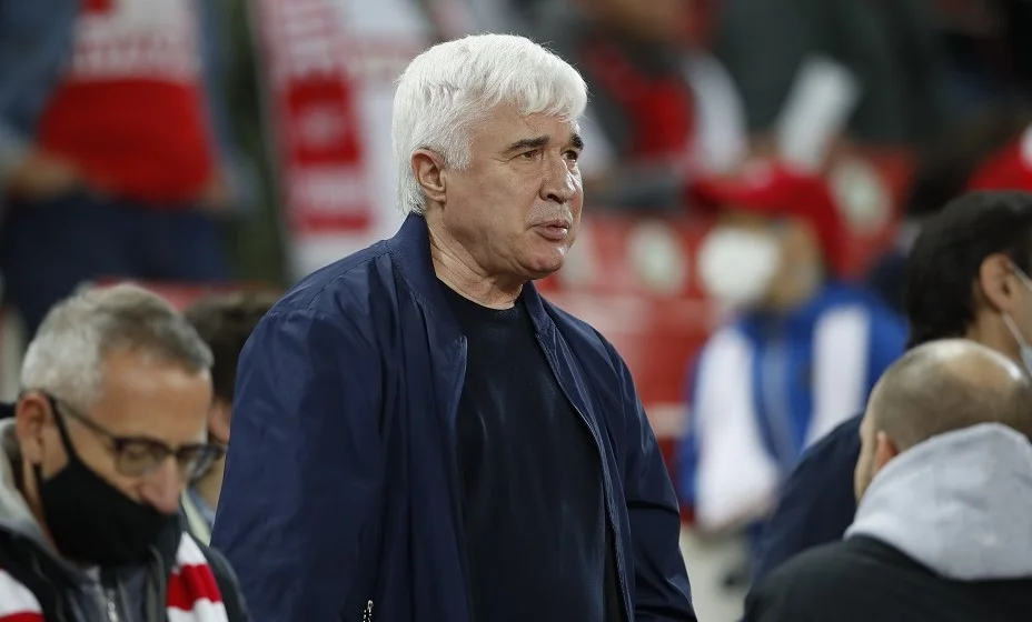 Ловчев высказался о презентации новой эмблемы «Спартака» Ловчев высказался о презентации новой эмблемы «Спартака»