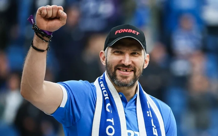 Мама Александра Овечкина про гол сына за «Динамо»: «Момент очень хороший, красивый. Самое главное, что не понарошку был забит гол, а по игре» Мама Александра Овечкина про гол сына за «Динамо»: «Момент очень хороший, красивый. Самое главное, что не понарошку был забит гол, а по игре»