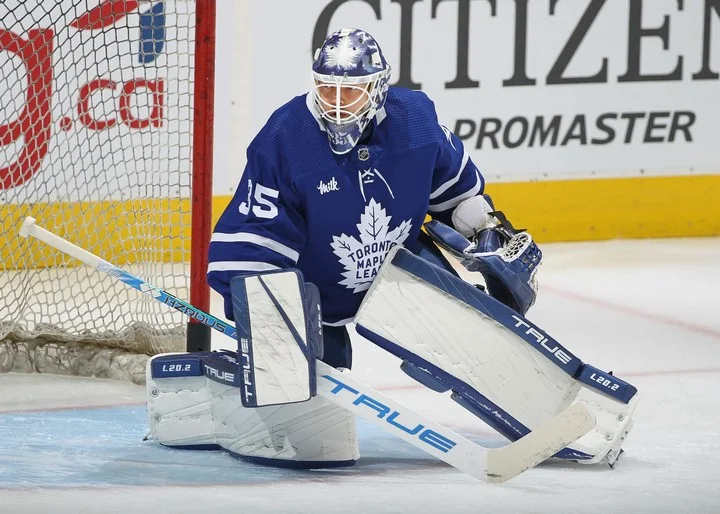 Тренер «Торонто» Шелдон Киф: «Восхищен тем, как Самсонов отреагировал на свою неудачную игру в прошлом матче» Тренер «Торонто» Шелдон Киф: «Восхищен тем, как Самсонов отреагировал на свою неудачную игру в прошлом матче»