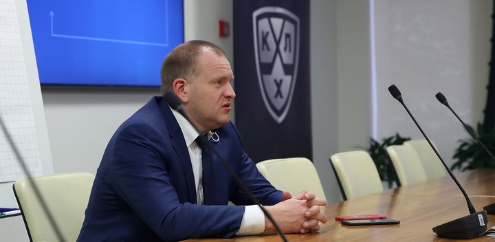 Алексей Анисимов: «Когда я был арбитром, то очень не любил, когда команды дерутся, но сейчас как руководитель отношусь к этому более спокойно»