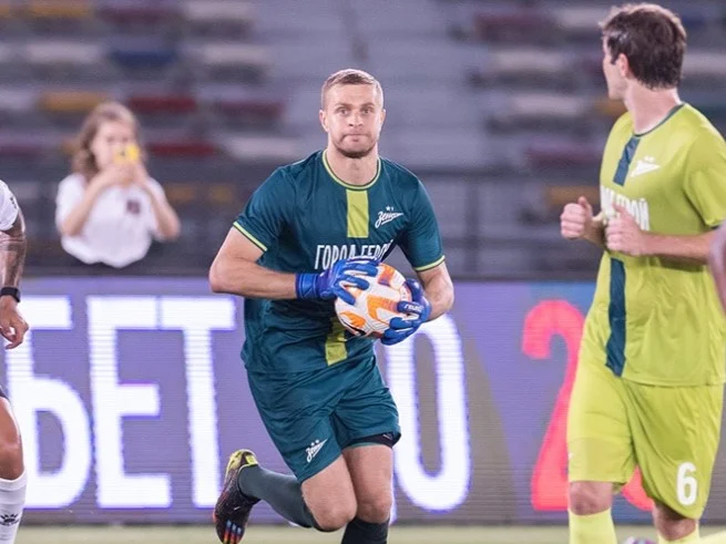 Агент — о переходе Васютина в «Акрон»: Саше нужно играть