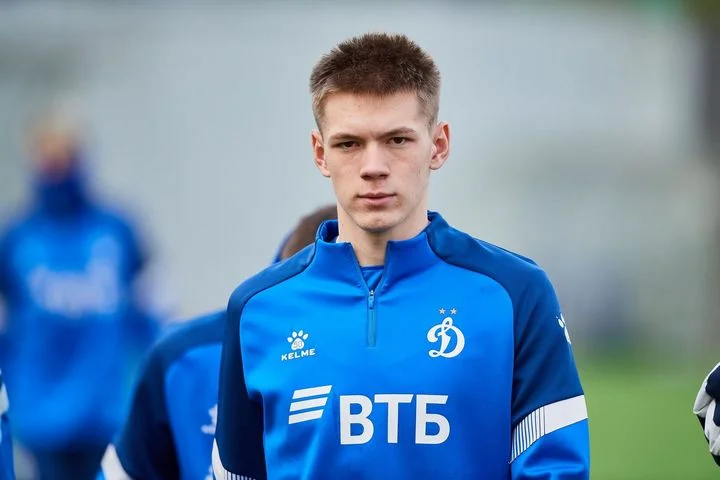 Александр Кутицкий: «Как и в прошлом, как и в позапрошлом сезоне, «Динамо» будет бороться за чемпионство» Александр Кутицкий: «Как и в прошлом, как и в позапрошлом сезоне, «Динамо» будет бороться за чемпионство»