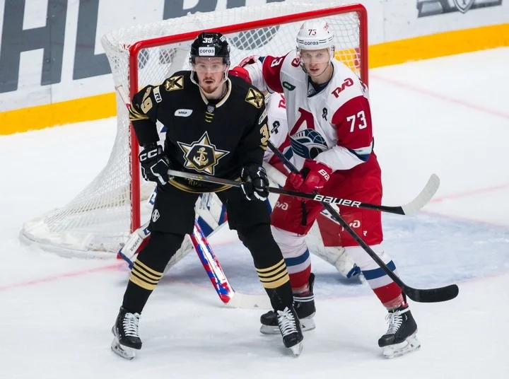 «Адмирал» уверенно переиграл «Локомотив» – 5:2 «Адмирал» уверенно переиграл «Локомотив» – 5:2