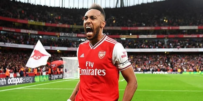 10 самых дорогих сделок зимнего дедлайна