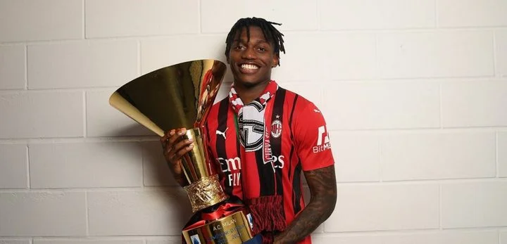 «Милан» хочет сохранить Рафаэля Леау. Нападающим интересуются «Ман Сити», «Ливерпуль» и ПСЖ «Милан» хочет сохранить Рафаэля Леау. Нападающим интересуются «Ман Сити», «Ливерпуль» и ПСЖ