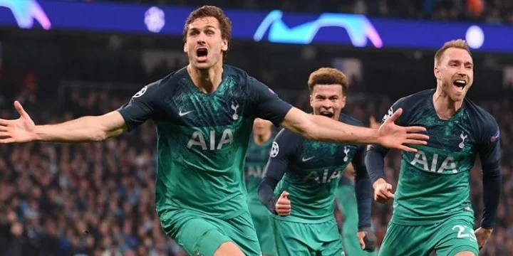 Безумие в Манчестере и Лондоне, вылет «Юве». Топ-10 событий евронедели Безумие в Манчестере и Лондоне, вылет «Юве». Топ-10 событий евронедели