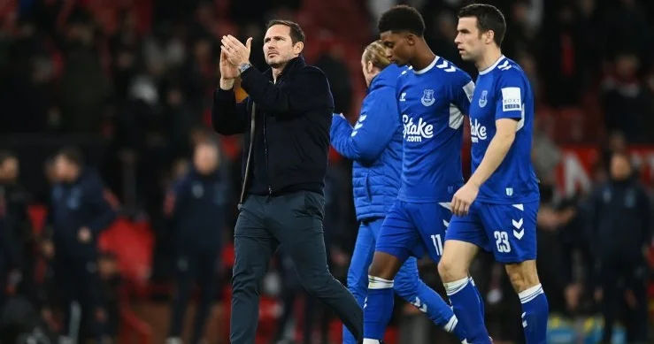 Худший из богатейших клубов планеты. «Эвертон» может вылететь впервые за 72 года Худший из богатейших клубов планеты. «Эвертон» может вылететь впервые за 72 года