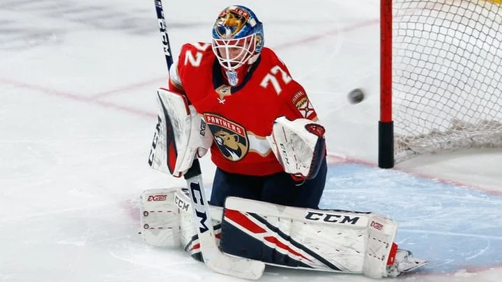 Сергей Бобровский стал третьим вратарём в истории «Флориды» с шестью шатаутами за сезон Сергей Бобровский стал третьим вратарём в истории «Флориды» с шестью шатаутами за сезон