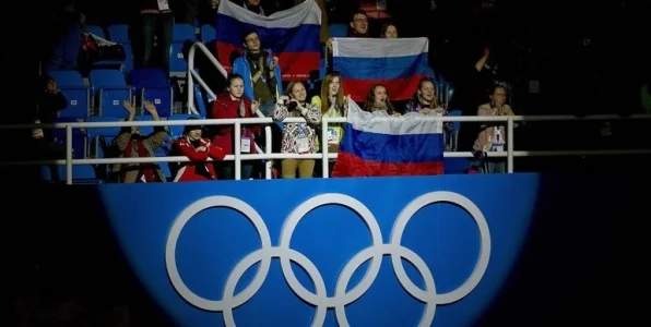 МОК: IIHF придерживается нашей рекомендации о недопуске россиян в командных видах МОК: IIHF придерживается нашей рекомендации о недопуске россиян в командных видах