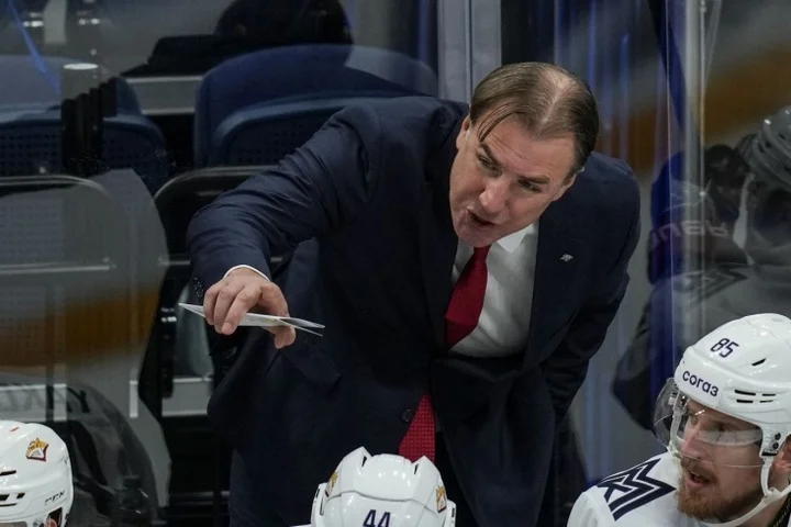 Виктор Игнатьев – новый главный тренер «Куньлуня» Виктор Игнатьев – новый главный тренер «Куньлуня»