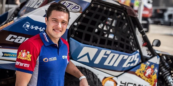 Сергей Карякин о «Дакаре»: «Есть чувство зависти, когда смотрю его, но я обязательно вернусь и выиграю» Сергей Карякин о «Дакаре»: «Есть чувство зависти, когда смотрю его, но я обязательно вернусь и выиграю»