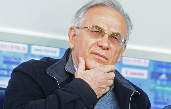 Гаджи Гаджиев: «Обычно клубы, вышедшие в дивизион выше, меняют большую часть игроков. Махачкалинское «Динамо» работает с футболистами, которые выиграли путевку в РПЛ» Гаджи Гаджиев: «Обычно клубы, вышедшие в дивизион выше, меняют большую часть игроков. Махачкалинское «Динамо» работает с футболистами, которые выиграли путевку в РПЛ»